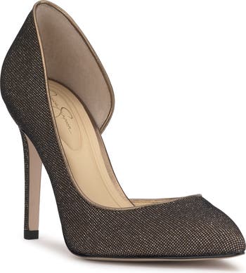 新品 Ameri HEART MOTIF POINTED TOE PUMPS M Triple Heart patent leather pumps in black - Mach Mach