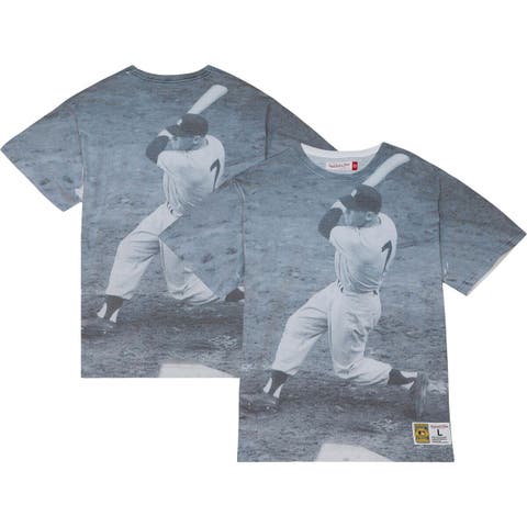 Men
s Mitchell 
Ness Mickey Mantle New York Yankees Cooperstown Collection Highlight Sublimated Player Graphic T-Shirt