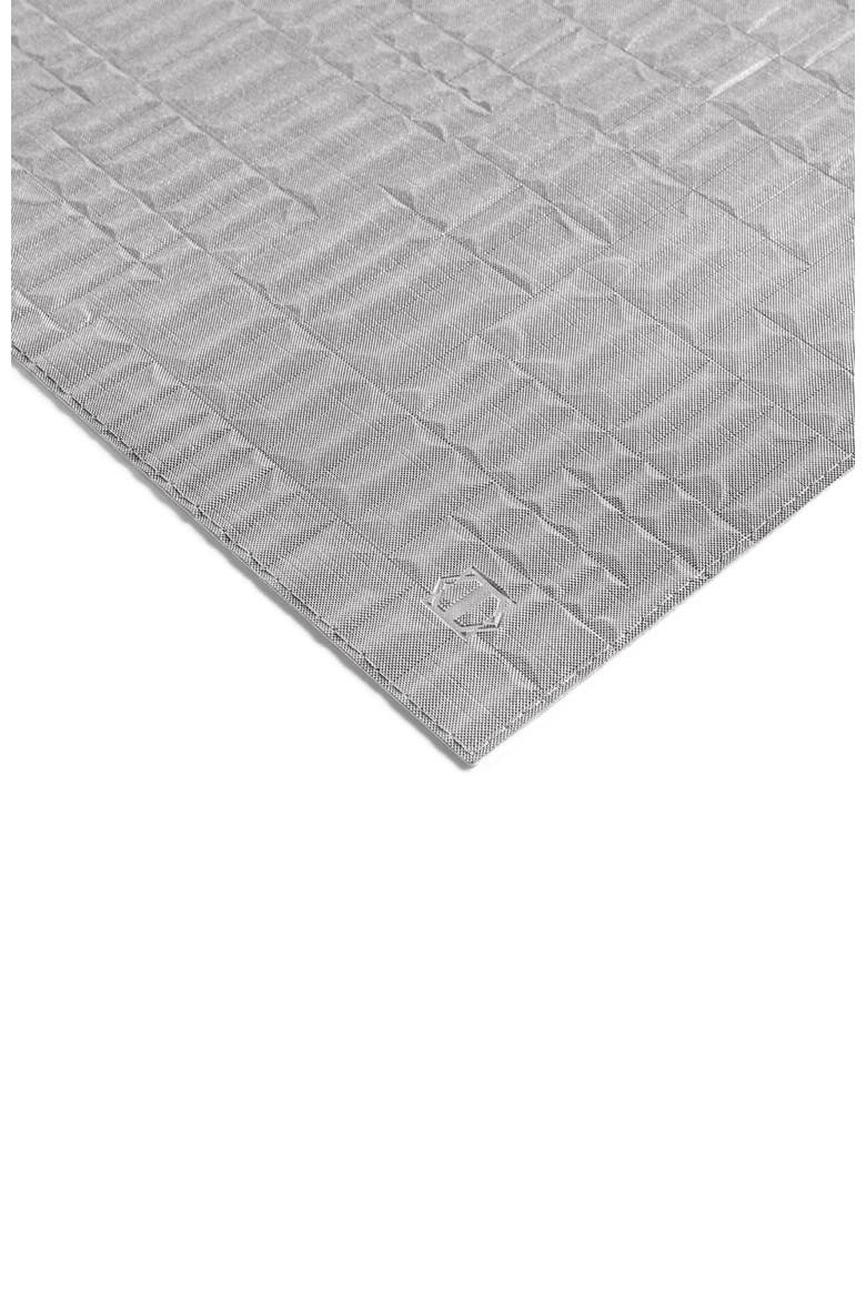 George Placemat, Alternate, color, Grey