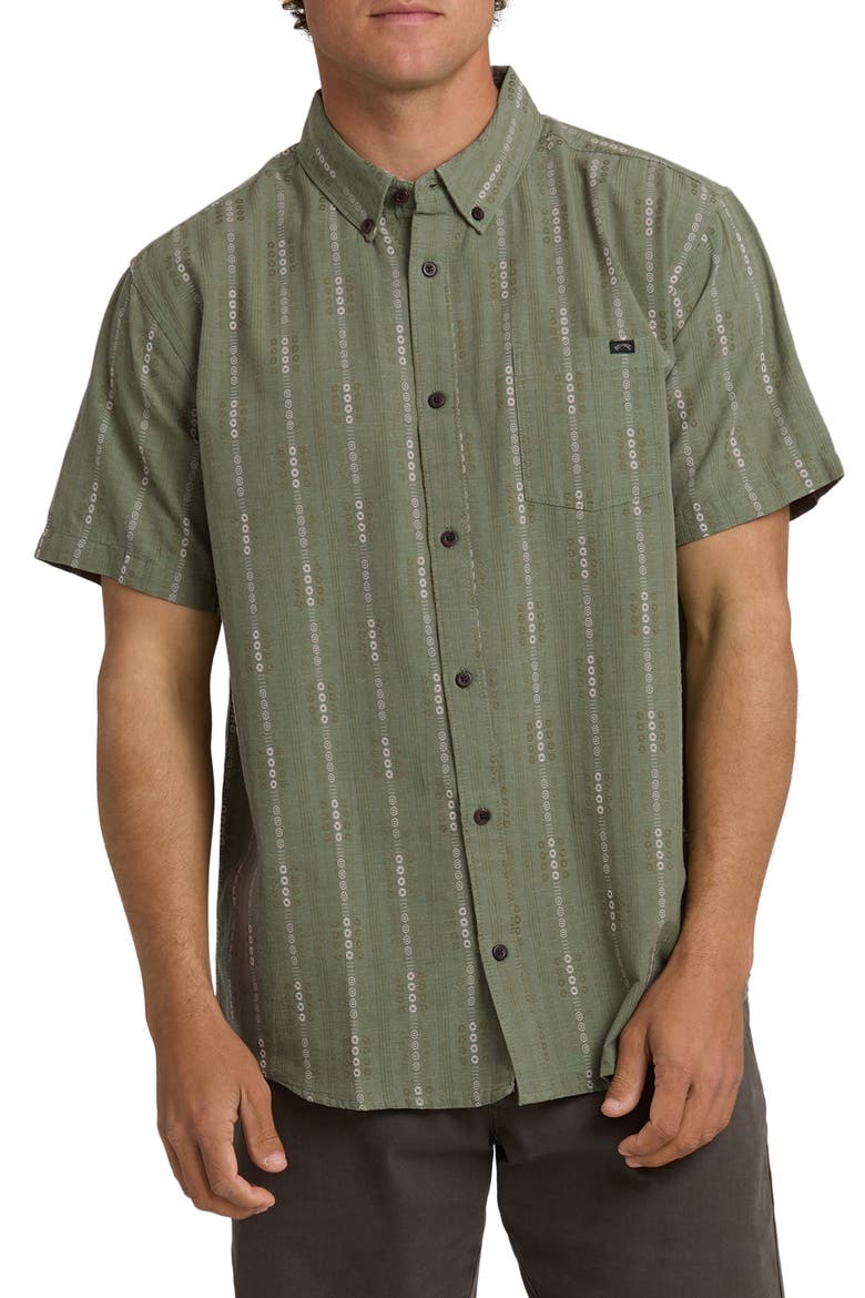 All Day Jacquard Short Sleeve Button-Down Shirt, Main, color, GRANITE GREEN