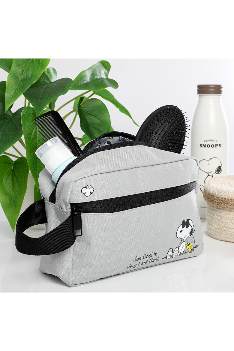 Snoopy Belt Bag, Zip Waist Pack, Grey Travel Pouch, Alternate, color, Grey