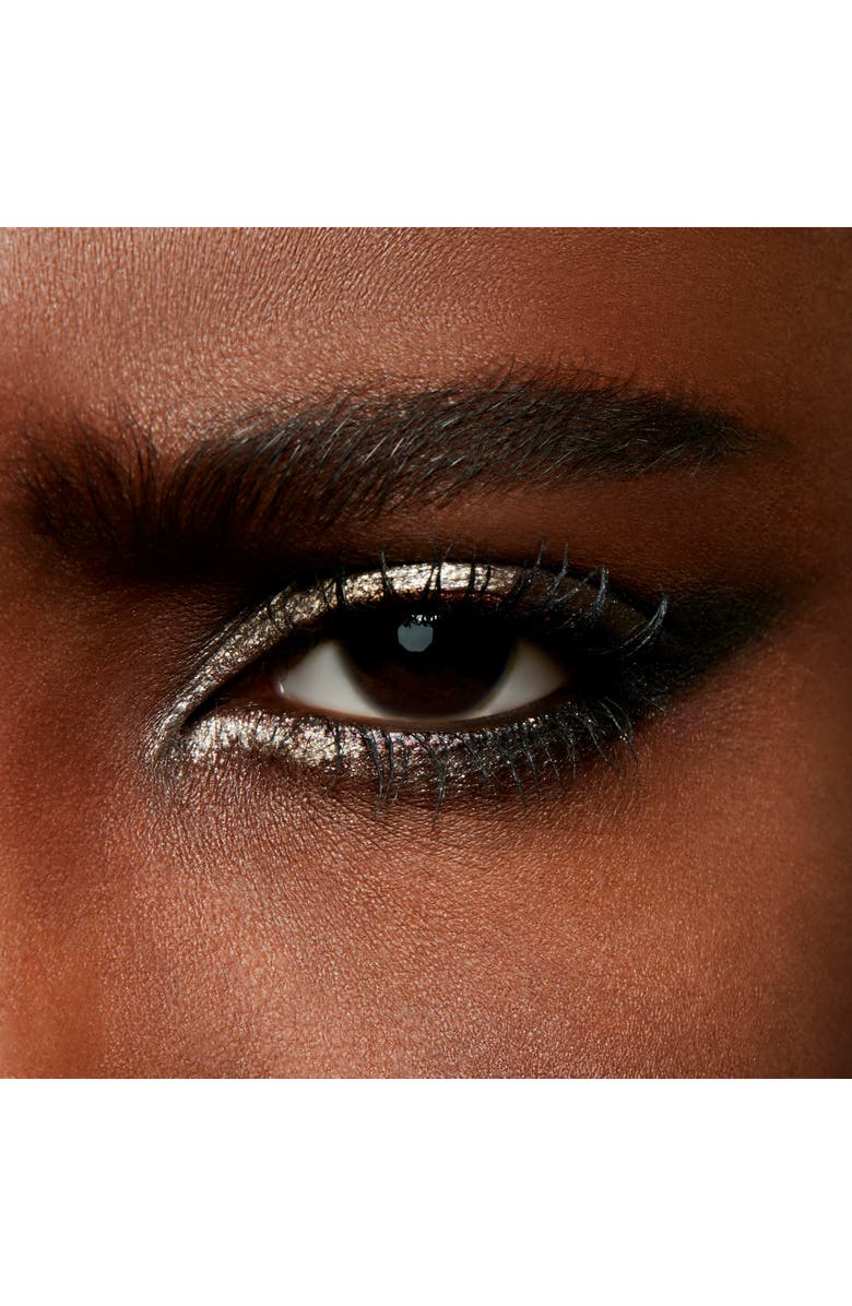 MAC Dazzleshadow Extreme Pressed Powder