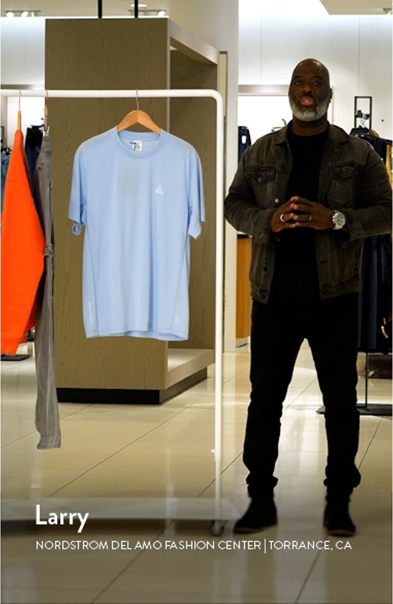 Dri-FIT ADV Goat Rocks T-Shirt, sales video thumbnail