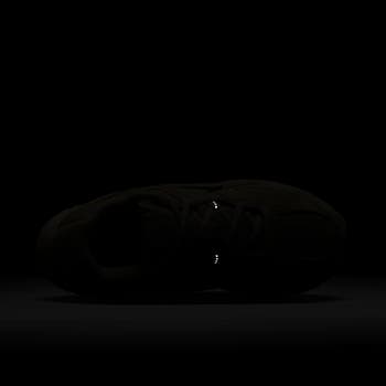 V5 RNR Sneaker