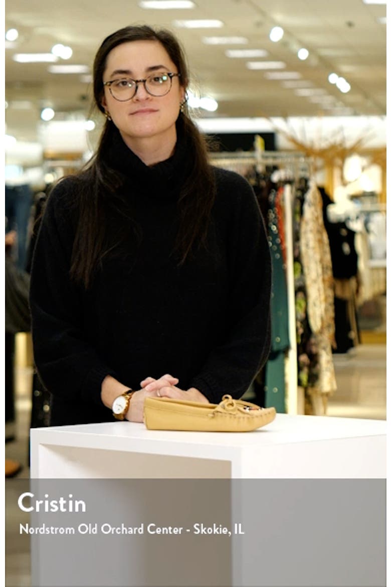 x Lucie Skjefte Thunderbird 'Animikii' Softsole Slipper video