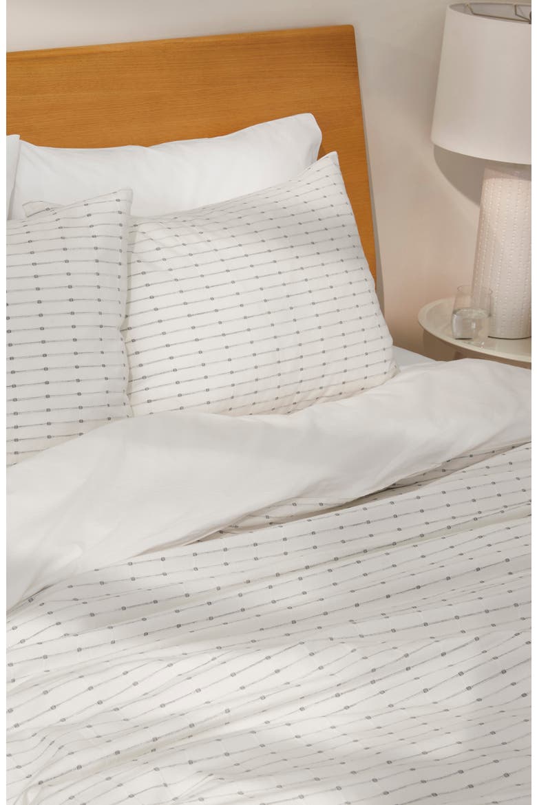 Set of 2 Soft Grid Pillow Shams, Alternate, color, INDIGO