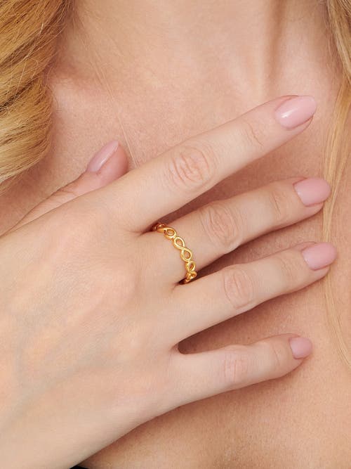 Devata Infinity Eternity Ring In Gold