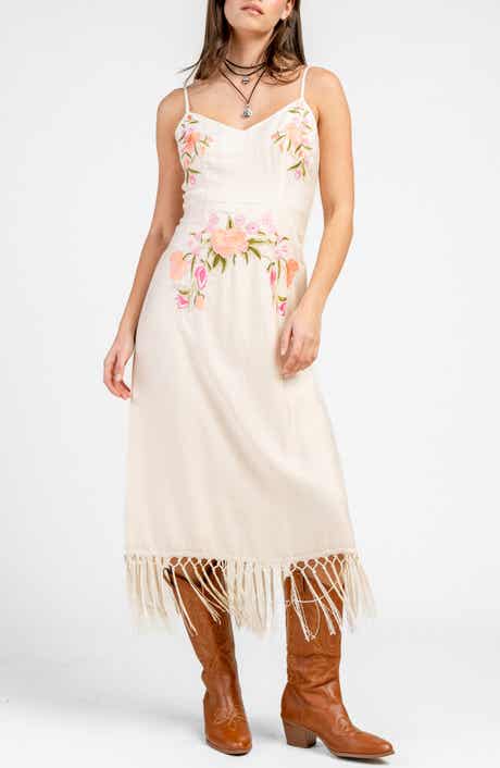 Beivy Floral Embrodiered Midi Dress