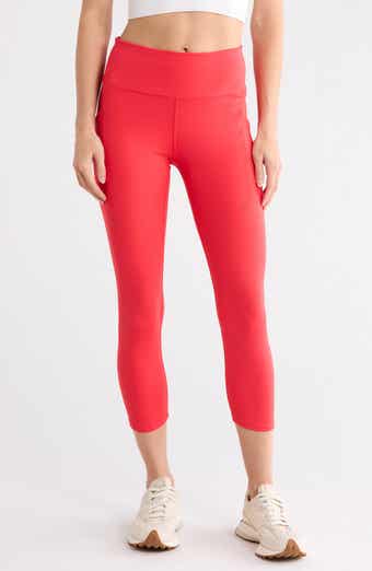 Curved Capri Leggings