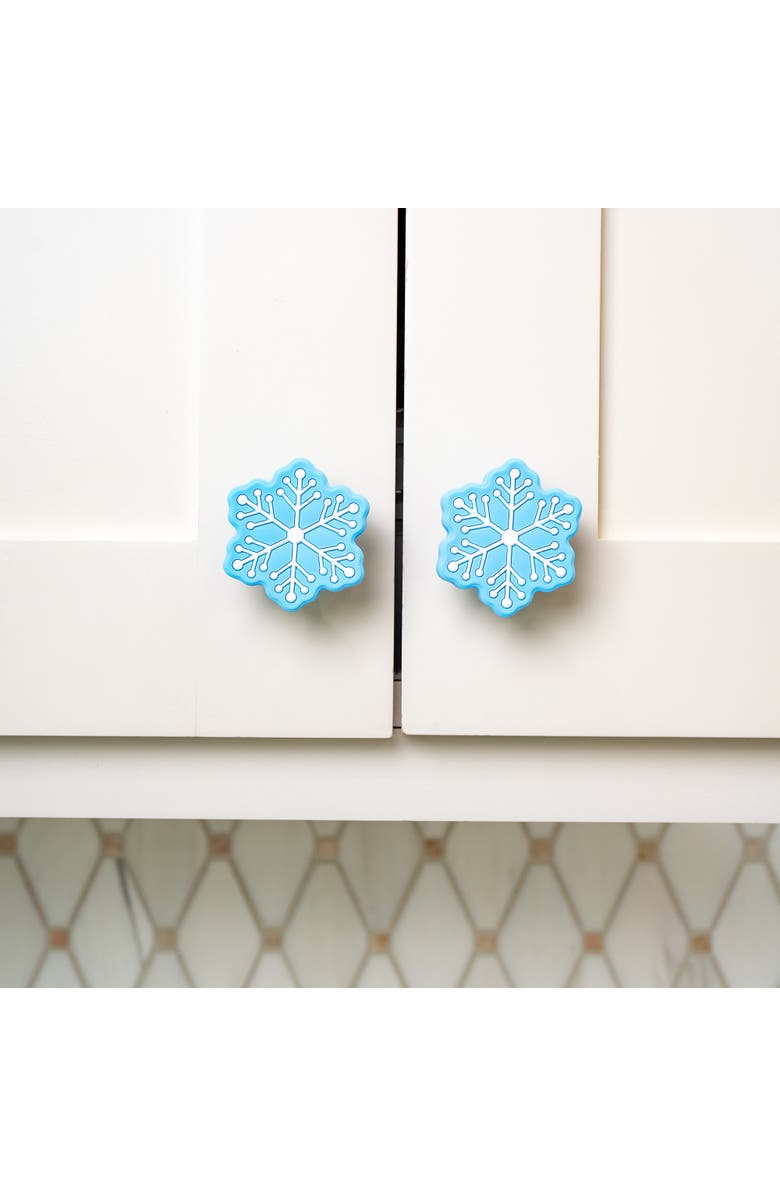 Knobēz Decorative Knob Covers Snowflake, Alternate, color, 