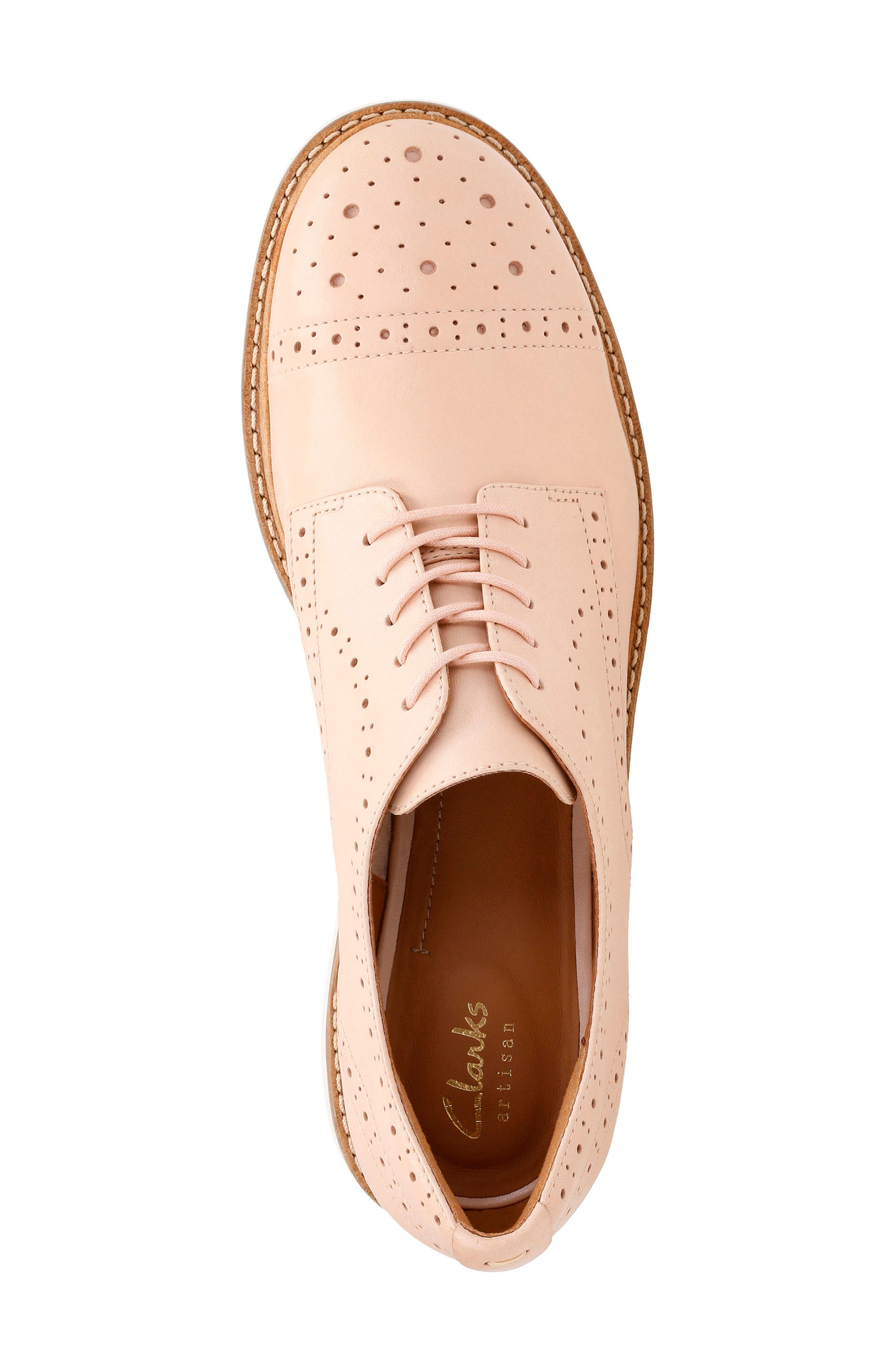 Clarks<sup>®</sup> Glick Shine Oxford, Alternate, color, 