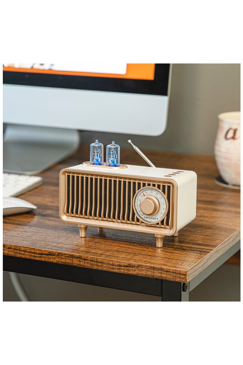 Milton Radio, Alternate, color, WHITE SAND