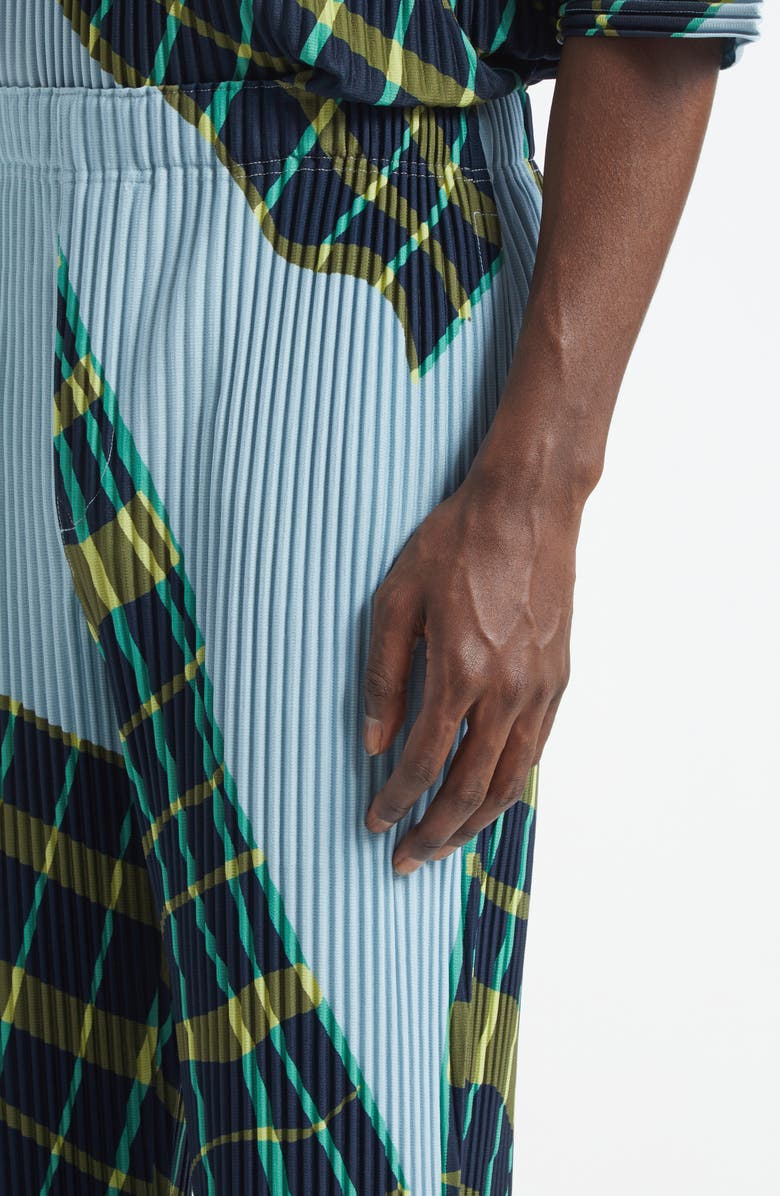 Homme Plissé Issey Miyake Windswept Plaid Straight Leg Pants, Alternate, color, Blue Gray