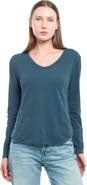 WILT Clothing Long Sleeve V-Neck With Raw Hem Shirttail