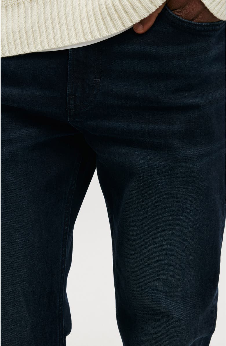 Cotton On Men's Relaxed Tapered Jean, Alternate, color, Phoenix Blue