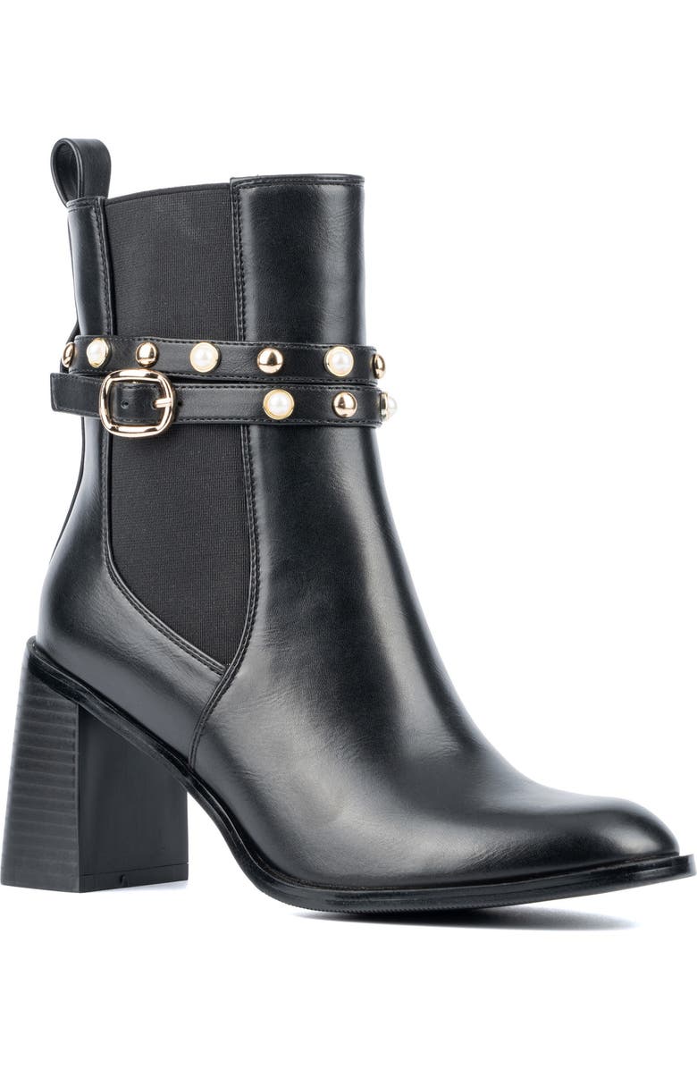 TORGEIS Ivy Studded Chelsea Boot, Main, color, Black