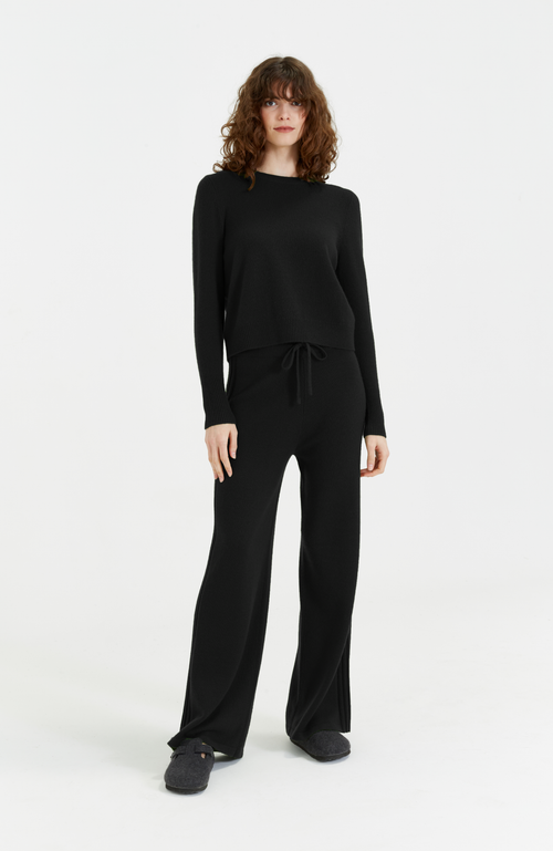 Chinti & Parker Pure Cashmere Cropped Sweater In Black