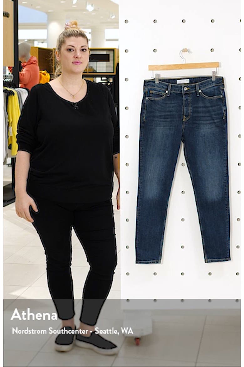 Carrot Tapered Jeans video