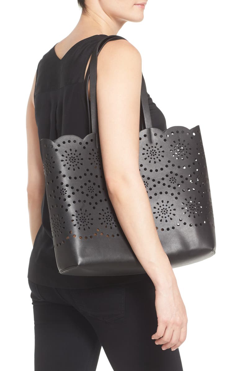 Chelsea28 Lily Scallop Faux Leather Tote, Alternate, color,