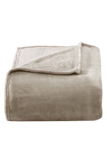 Poppy & Fritz Poppy And Fritz Plush Fleece Throw Blanket In Brown