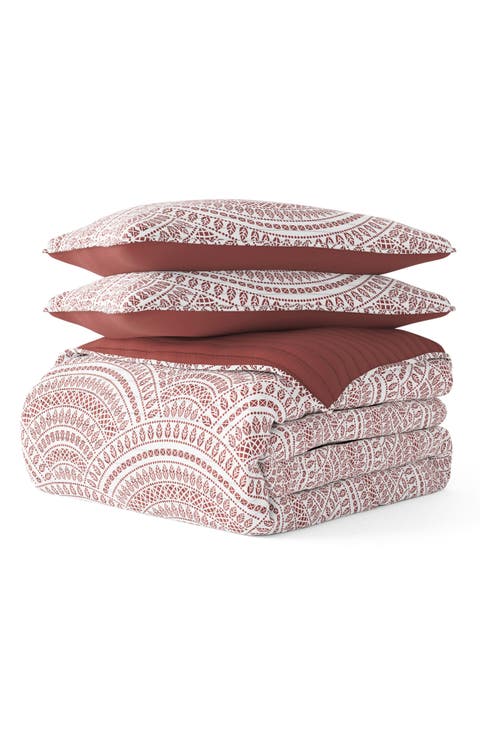 All Season Scalloped 3-Piece Down Alternative Reversible Quilt Set