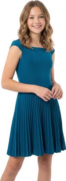 Un Deux Trois Cap Sleeve Pleated Dress