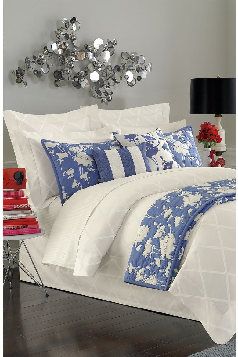 'floral' quilt, Alternate, color, COLONY BLUE