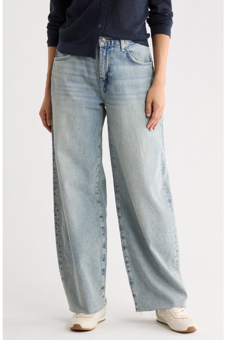Carson Horseshoe Barrel Jeans, Main, color, SERENADE LIGHT WASH BLUE