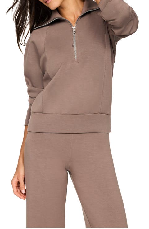 AirEssentials Half Zip Sweatshirt