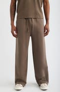 Elwood Core Straight Leg Sweatpants