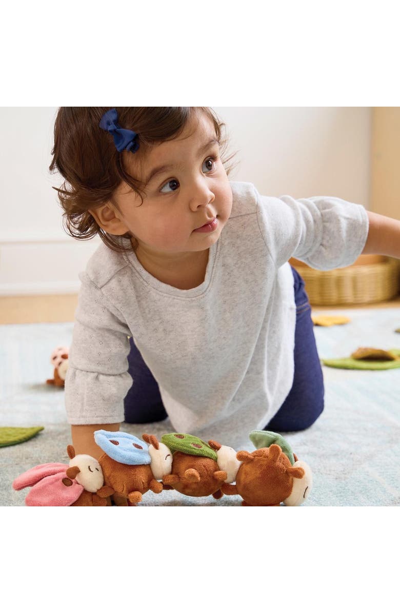 Kaplan Early Learning Company Crinkle and Texture Magnetic Ladybug Set, Alternate, color, Multicolored