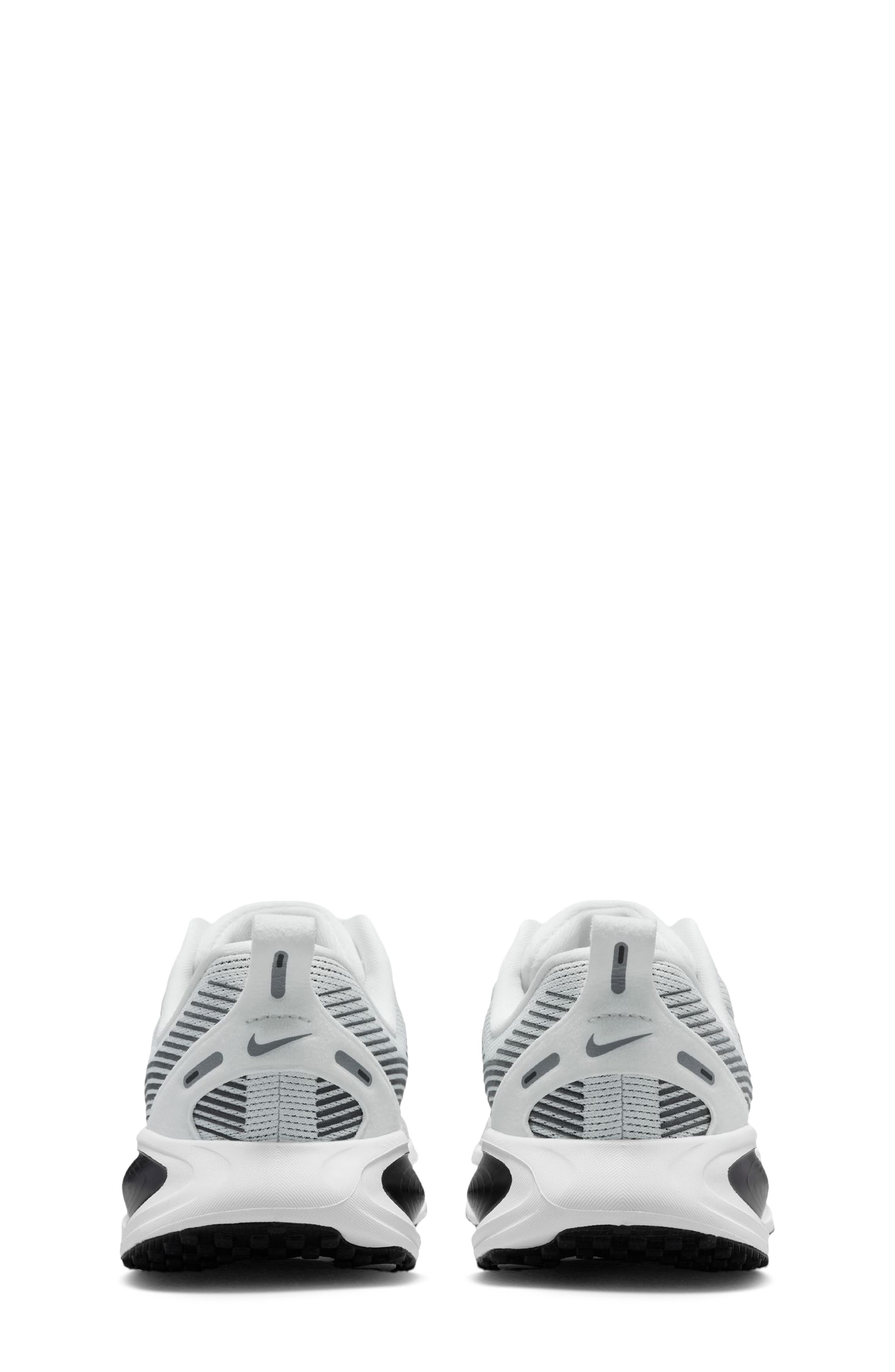 Nike Kids' Vomero 18 Running Shoe, Alternate, color, 100 Smtwht/M Silv