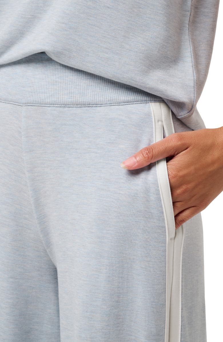 TravisMathew Cloud Terry Side Stripe Varsity Sweatpants, Alternate, color, 