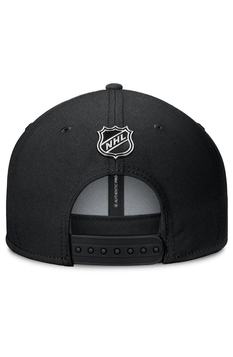 FANATICS Men's Fanatics Black Boston Bruins Authentic Pro Rink Lockup Snapback Hat, Alternate, color, Black