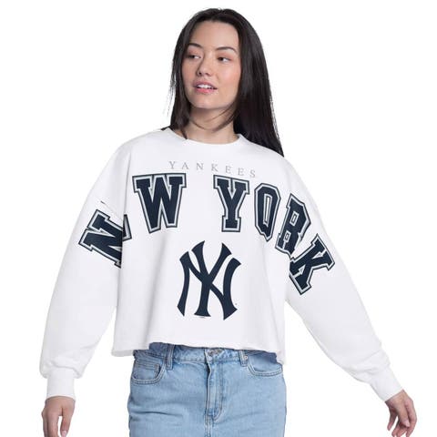 Women's G-III 4Her by Carl Banks White New York Yankees Bleachers Cropped Pullover Sweatshirt