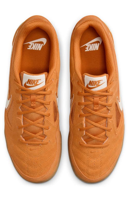 Nike Gato Soccer Sneaker