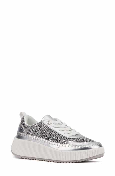 NEW YORK AND COMPANY Twyla Sneaker
