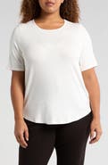 Universal Standard Lily Liquid Jersey Crewneck Top