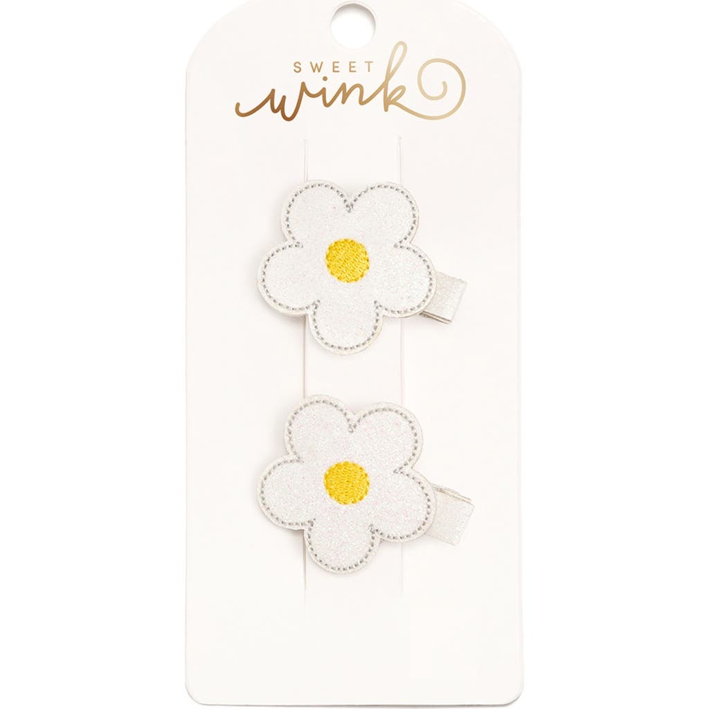 Sweet Wink Daisy Flower Clip Set In White