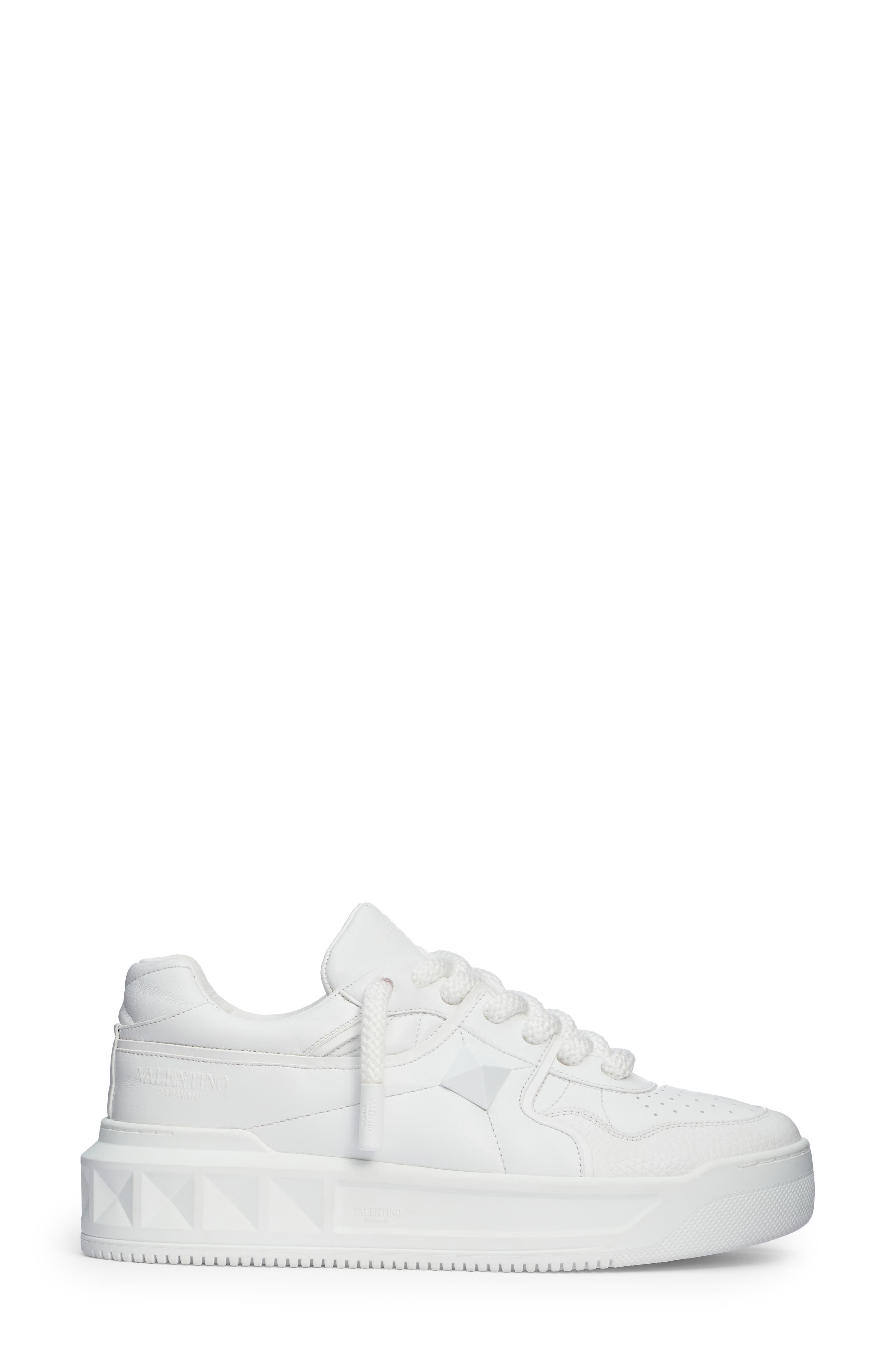 Valentino Garavani XL One Stud Low Top Sneaker, Alternate, color, 0Bo-Bianco