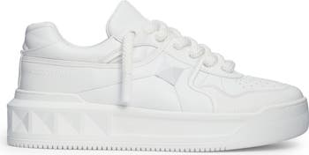 【関税＆送料込み】Valentino Garavani Sneakers One Stud Xl Valentino Garavani One Stud XL Leather Sneakers | Black