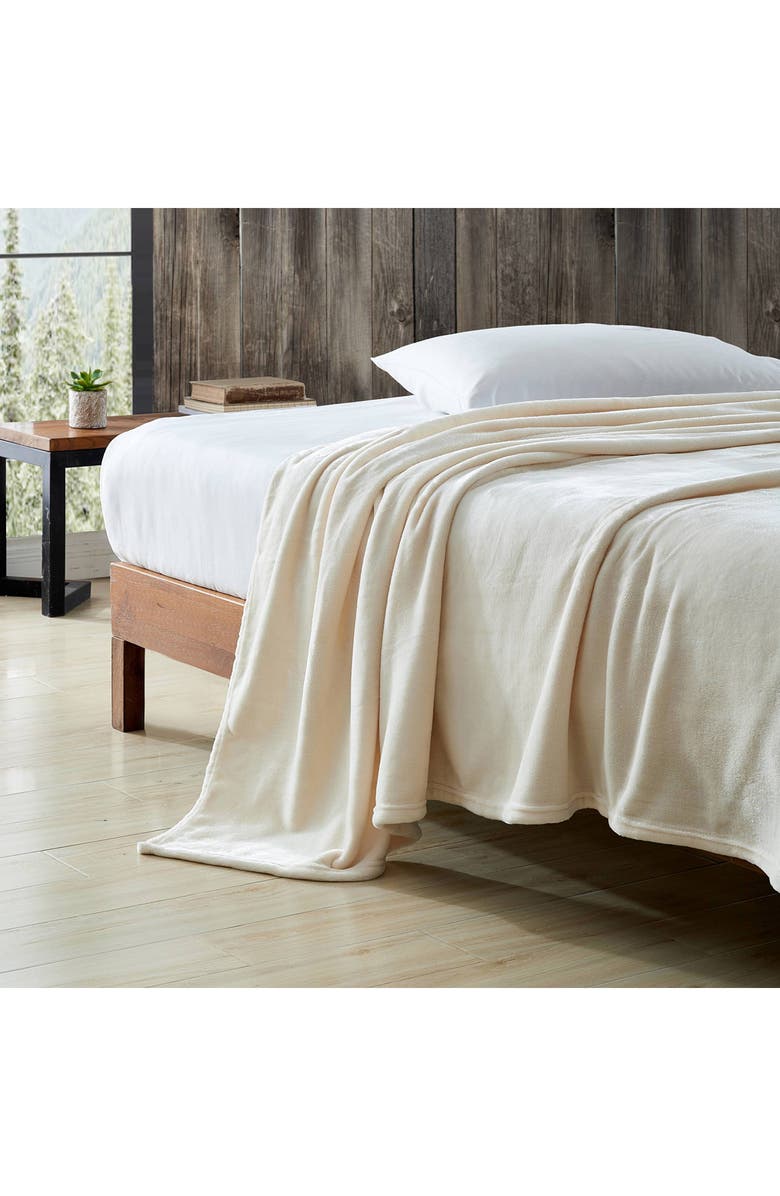 Eddie Bauer Bi-Color Premium Plush Fleece Throw Blanket, Alternate, color, White