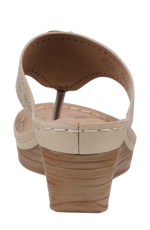 Gc Shoes Willa Flower Wedge Sandal In Gold