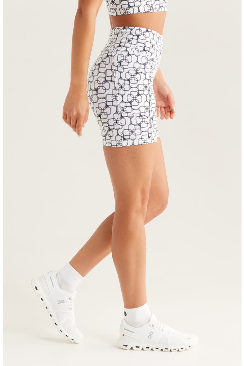 On Point Bike Shorts with Pockets, Alternate, color, WHITE- NAVY PADDLE GEO