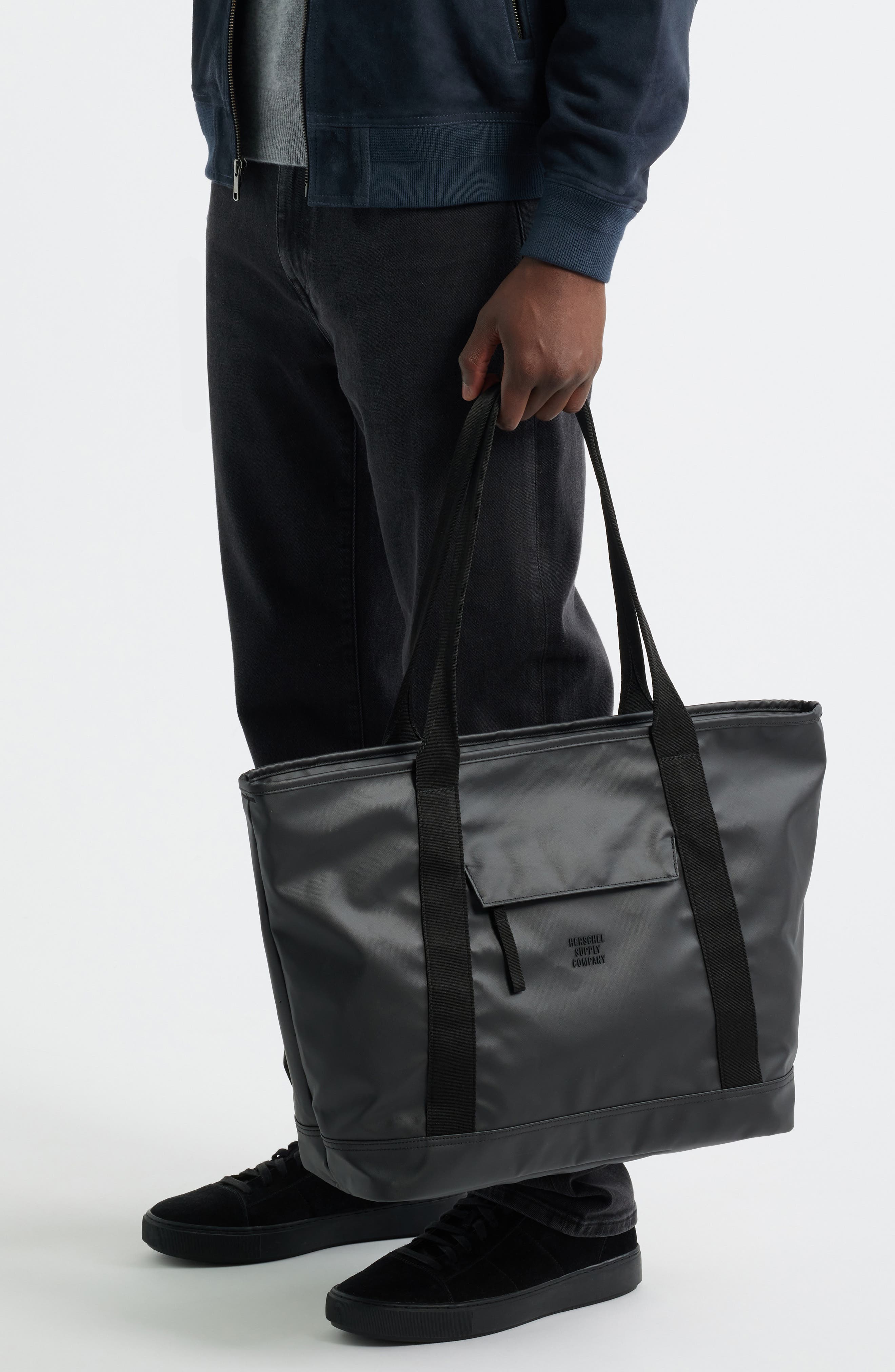 Herschel Supply Co. Alberni Tote, Alternate, color, Black