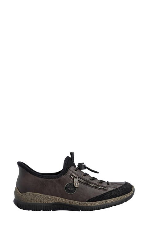 Nikita Sneaker