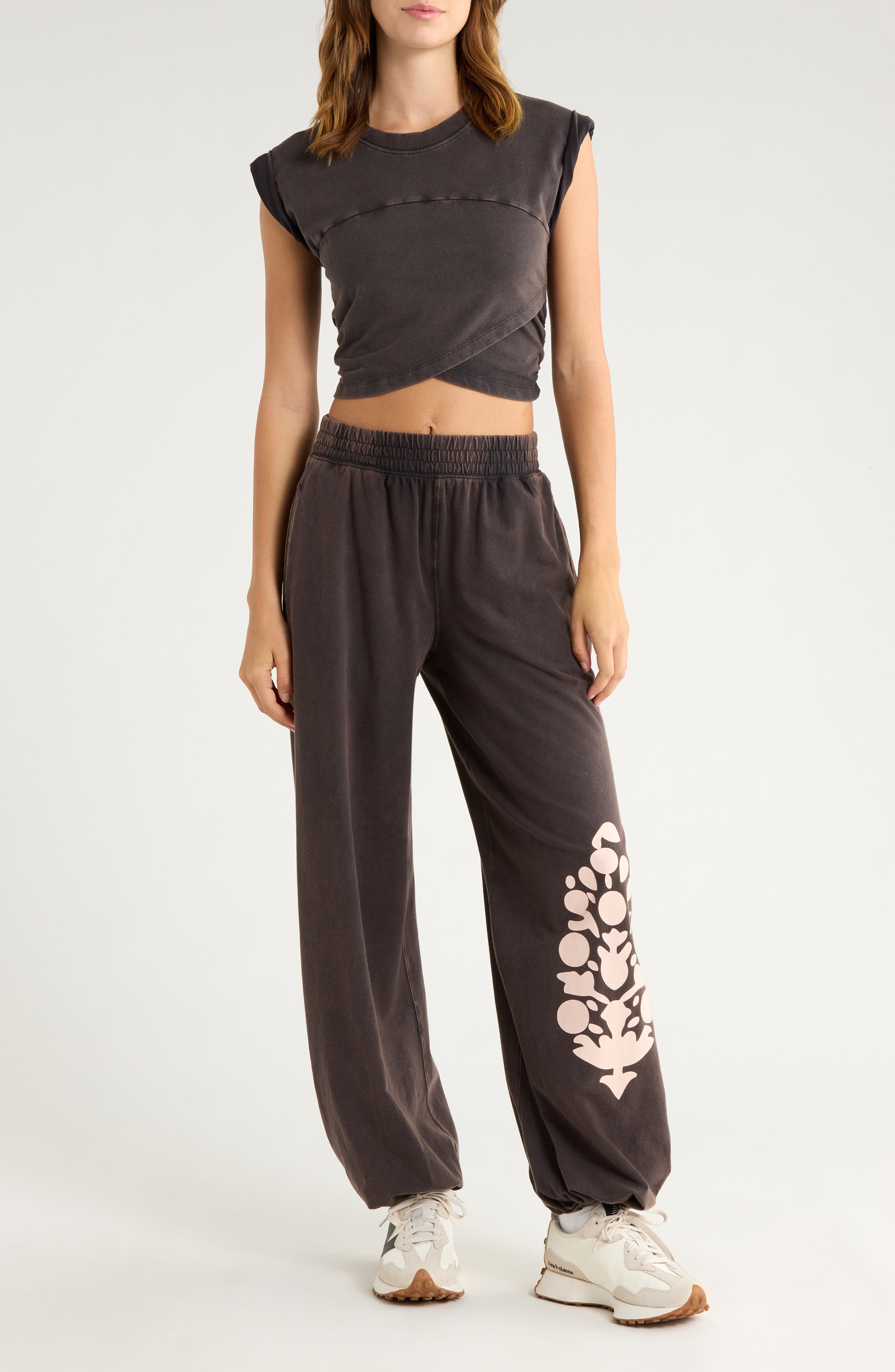 FP Movement by Free People FP Movement Hot Shot Logo Crop T-Shirt & Sweatpants Set in Black Combo at Nordstrom, Size Large