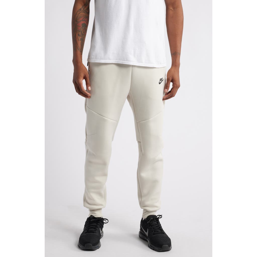 Nike Tech Fleece Joggers In White