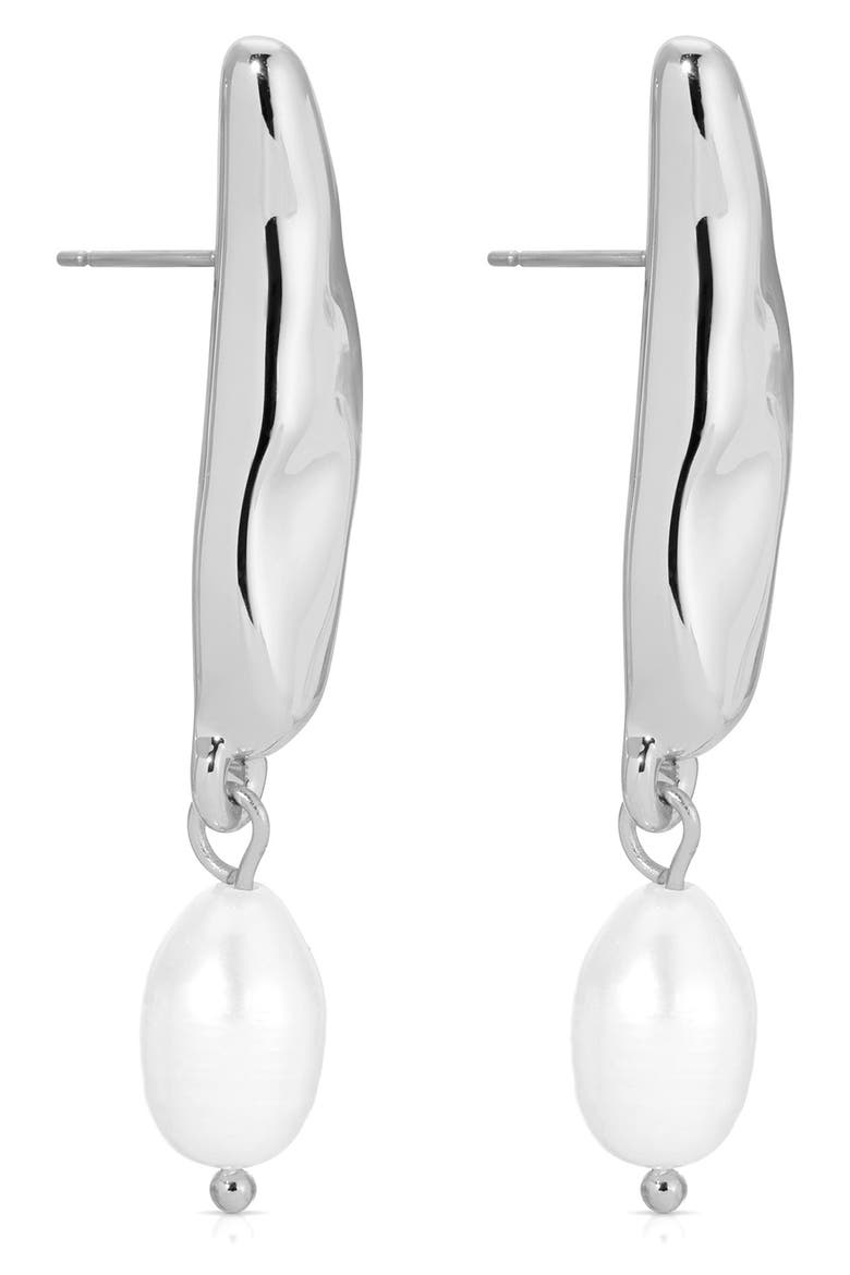 Liquid Elegance Pearl Drop Earrings, Main, color, SILVER
