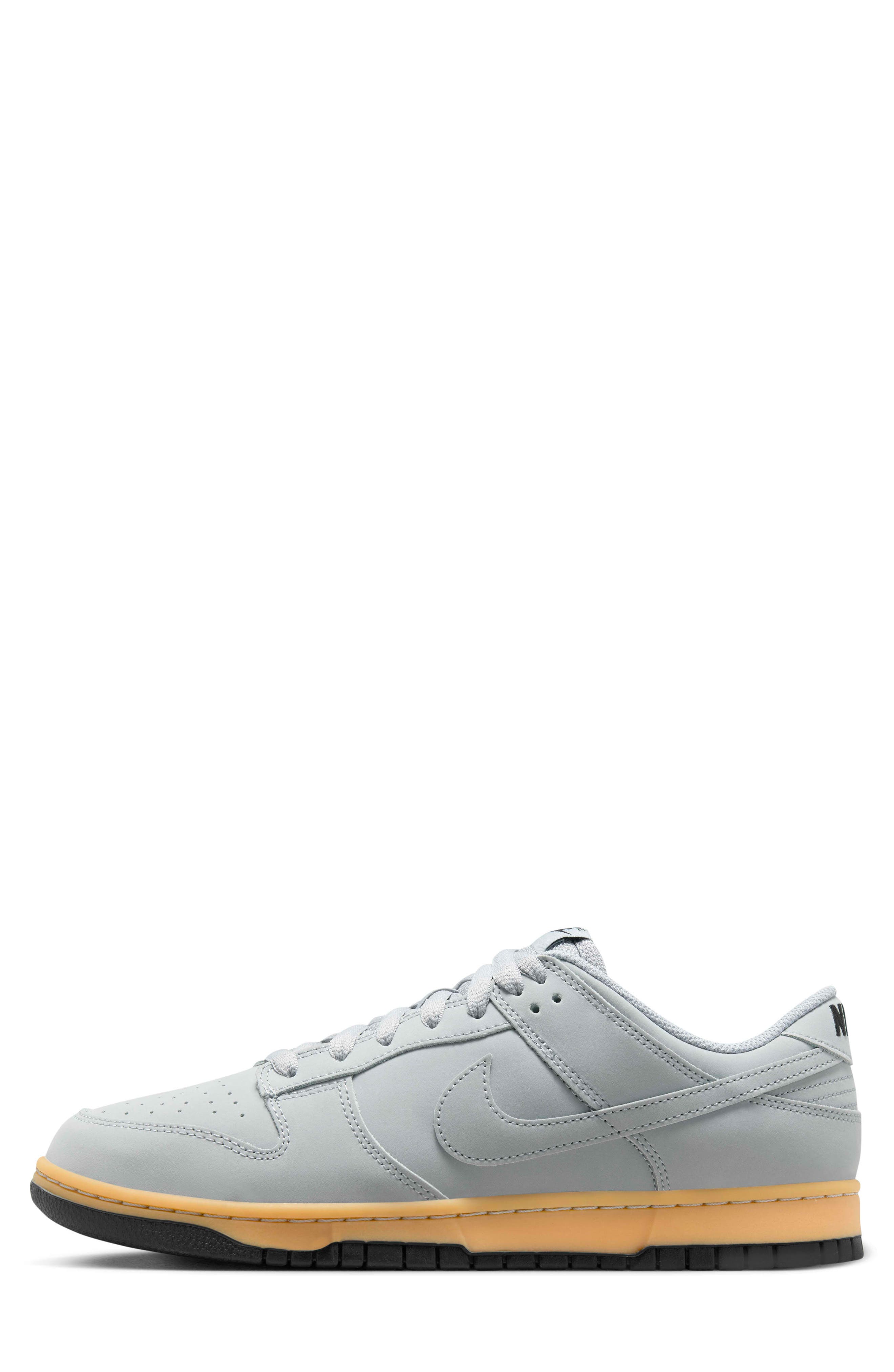 Nike Dunk Low Retro SE Basketball Sneaker, Alternate, color, 